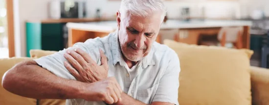 Manejo Nutricional da Sarcopenia: Estratégias Baseadas em Evidências para a Prática Clínica